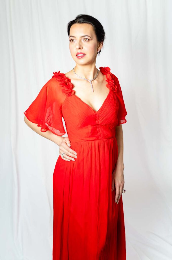 Daria soprano red dress 